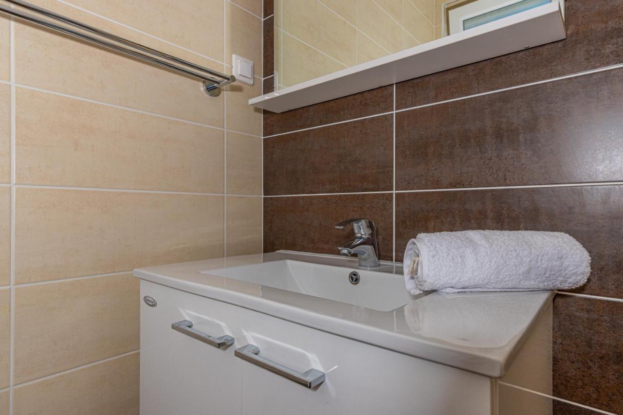 Apartmani Relax Crikvenica Eksteriør bilde