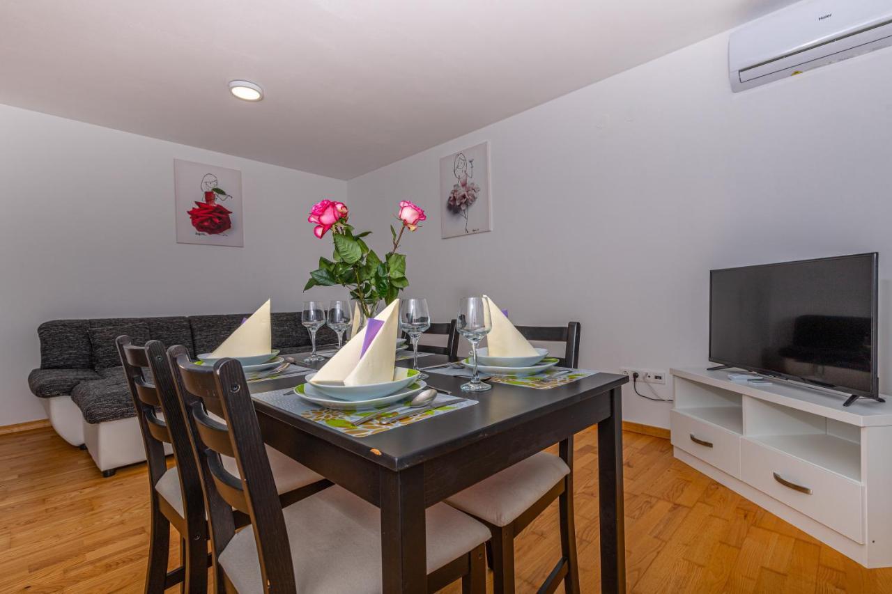 Apartmani Relax Crikvenica Eksteriør bilde